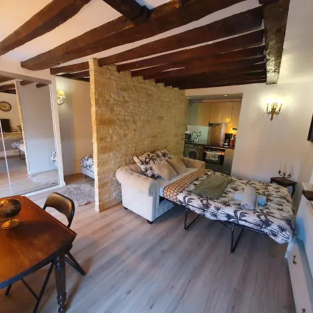Le Cosy Entre Paris Et Versailles Avec Parking Gratuit A 5 Min Chaville Buitenkant foto